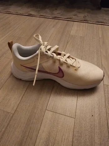 Nike Downshifter 12 bike usato — immagine 5 di 7