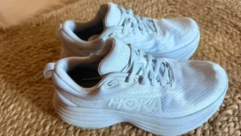 Hoka Bondi 8 Running Shoes d'occasion