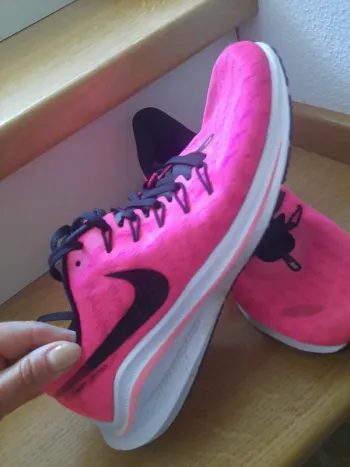 Ideal Nike Laufschuhe bike de segunda mano — imagen 2 de 5