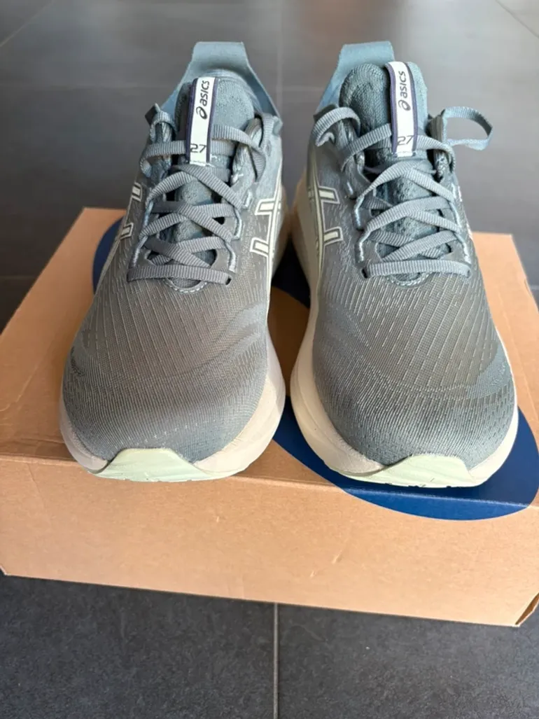Used Asics Gel Nimbus 27 bike — image 6 of 8