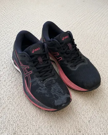 Used Asics Gel-Kayano 27 bike — image 2 of 7