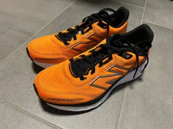 New Balance Fresh Foam 680 bike de segunda mano — imagen 2 de 9