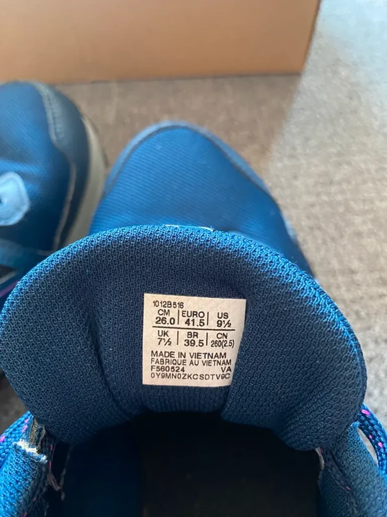 Asics Running Shoes bike d'occasion — image 4 sur 4
