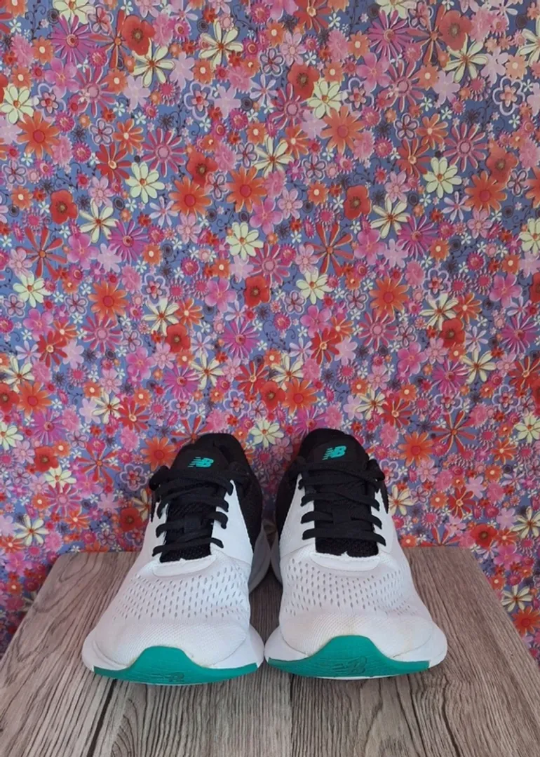 New Balance Sneakers Femme bike d'occasion — image 4 sur 11
