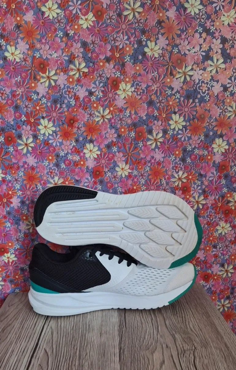 New Balance Sneakers Femme bike d'occasion — image 9 sur 11