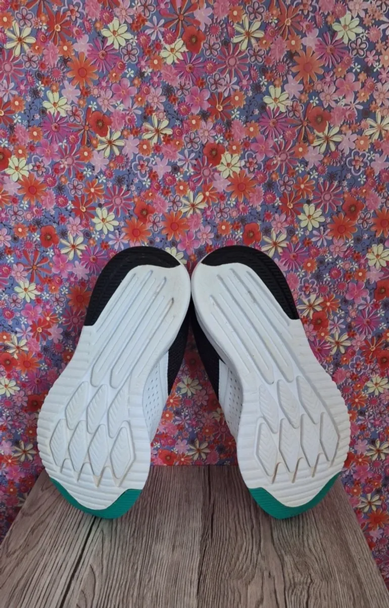 New Balance Sneakers Femme bike d'occasion — image 10 sur 11