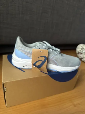Asics GT-1000 12 GS bike usato — immagine 3 di 7