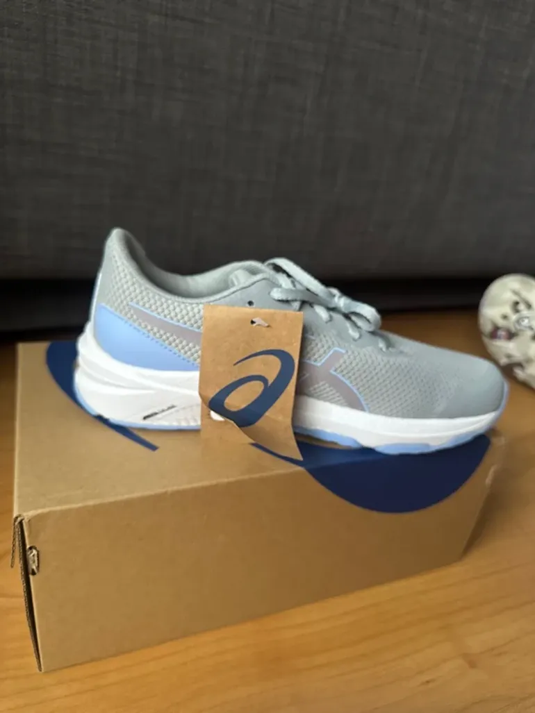 Asics GT-1000 12 GS bike usato — immagine 3 di 7