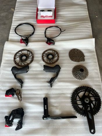Sram Rival AXS E1 2x12 vitesses 2026 Groupset d'occasion