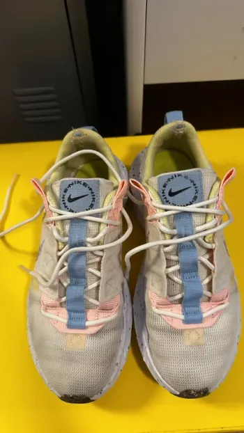 Nike Running Shoes Running Shoes usato