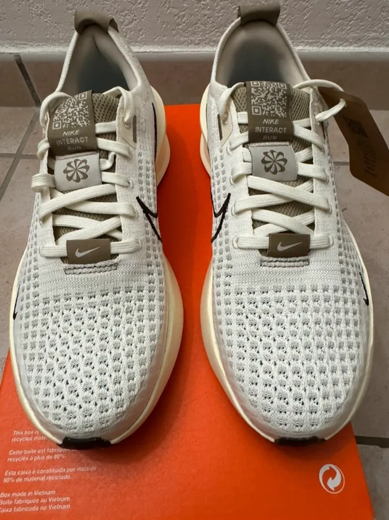 Nike Interact Run bike d'occasion — image 2 sur 7