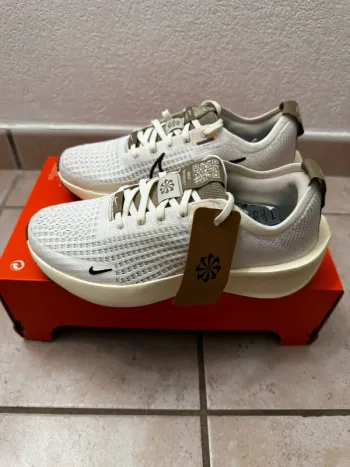 Nike Interact Run bike d'occasion — image 3 sur 7