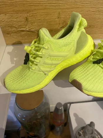 Used Adidas Ivy Park bike — image 6 of 7