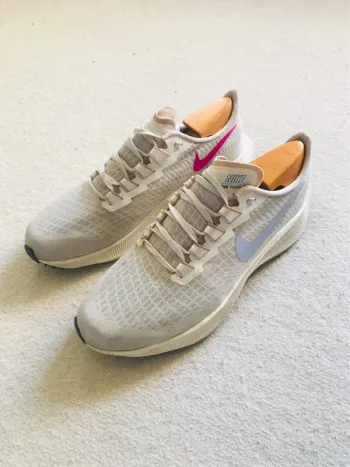 Pegasus Zoom 37 Running Shoes d'occasion