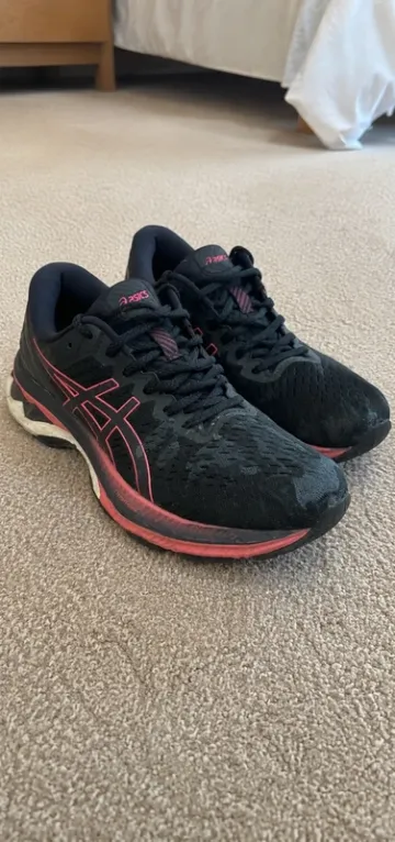 Used Asics Gel Kayano 27 Running Shoes