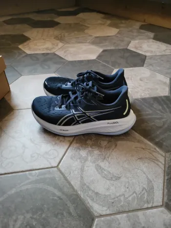 Brugt Asics Gel Cumulus 26 bike — billede 3 af 7