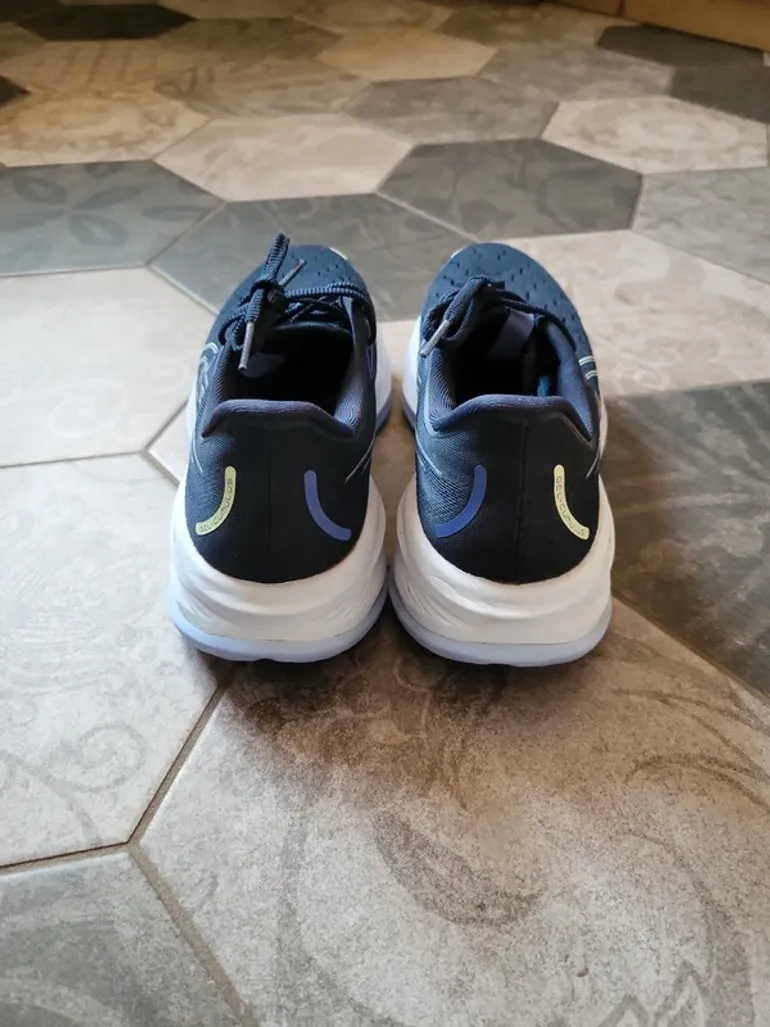 Brugt Asics Gel Cumulus 26 bike — billede 4 af 7