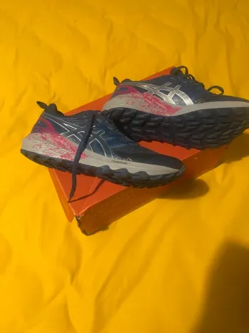 Gebrauchtes Asics GEL-Trabuco Terra Running Shoes