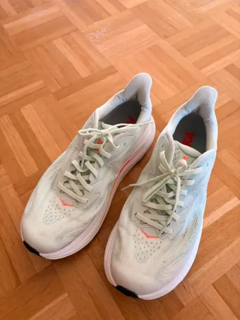 Použité Hoka Laufschuhe Running Shoes