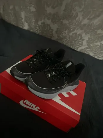 Gebrauchtes Nike Run Utility Shield bike — Bild 3 von 4