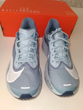 Tweedehands Nike Air Zoom Fly 6 bike — afbeelding 2 van 14