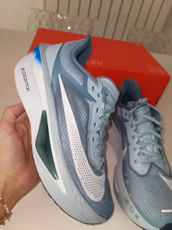 Tweedehands Nike Air Zoom Fly 6 bike — afbeelding 3 van 14