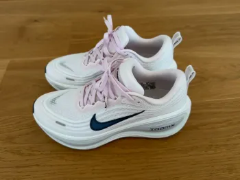 Used Nike Vomero Plus Running Shoes