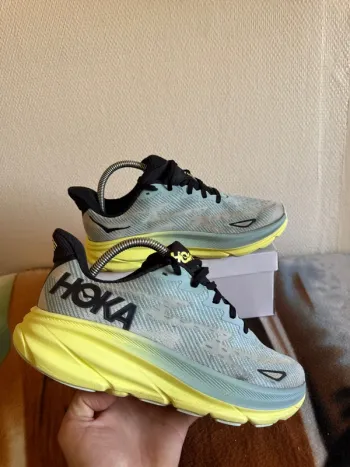 Tweedehands Hoka Clifton 9 bike — afbeelding 4 van 7