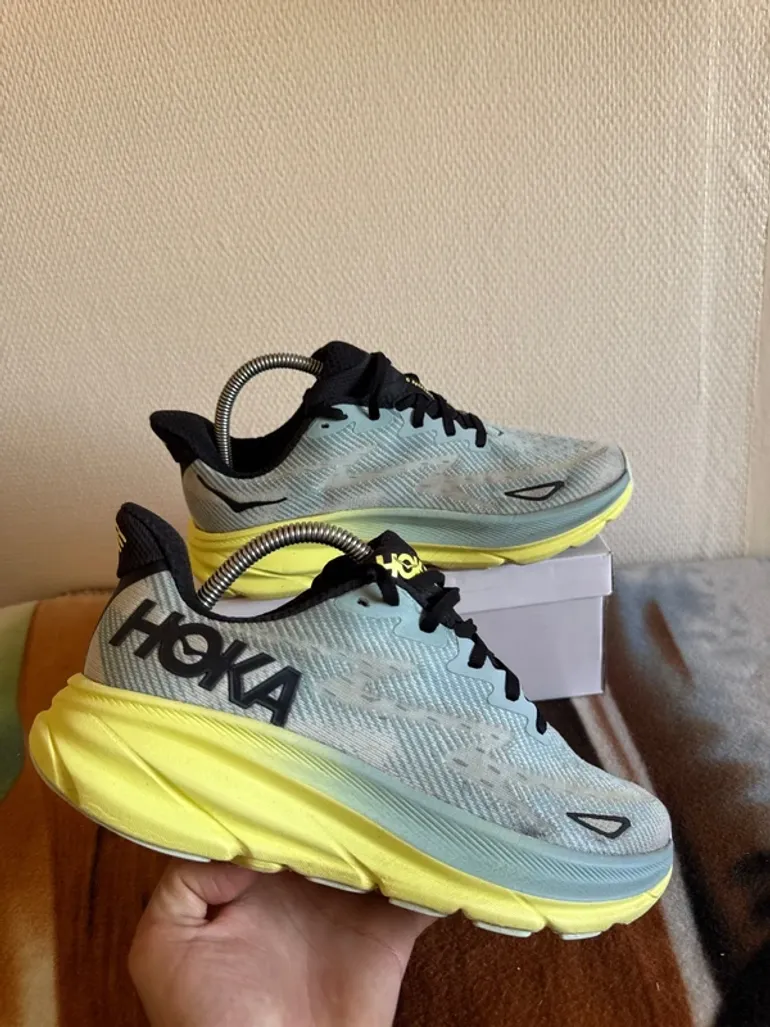 Tweedehands Hoka Clifton 9 bike — afbeelding 4 van 7