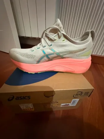 Tweedehands Scarpa GEL-KAYANO 31 Running Shoes