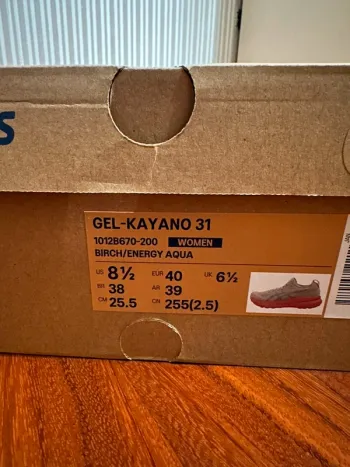 Tweedehands Scarpa GEL-KAYANO 31 bike — afbeelding 2 van 4