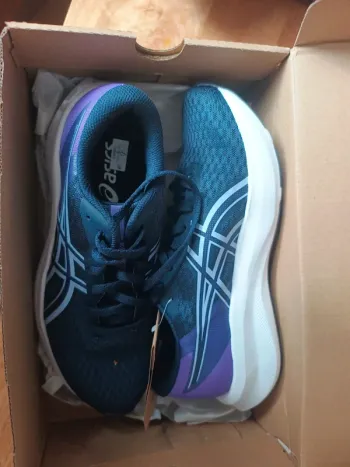 Used Asics schoenen Running Shoes