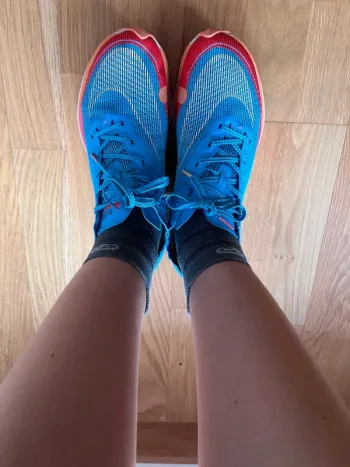 Used Nike Zoom Vaporfly 2% Next bike — image 4 of 10