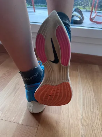 Used Nike Zoom Vaporfly 2% Next bike — image 7 of 10