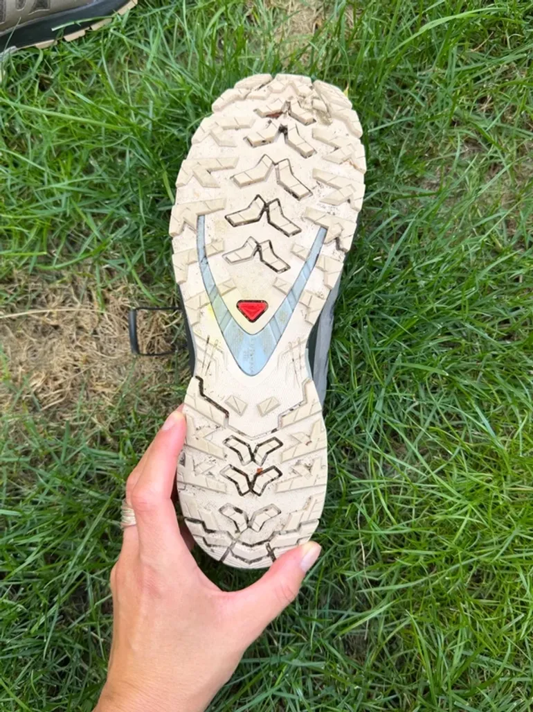 Used Lightweight XA PRO 3D V9 Gore-tex bike — image 3 of 5