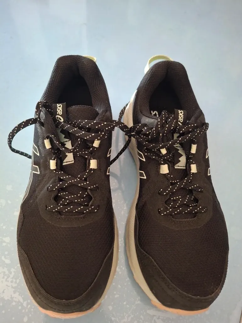Used Asics Venture 10 bike — image 6 of 8