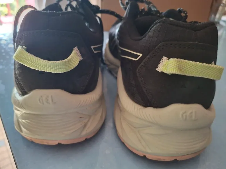 Used Asics Venture 10 bike — image 2 of 8