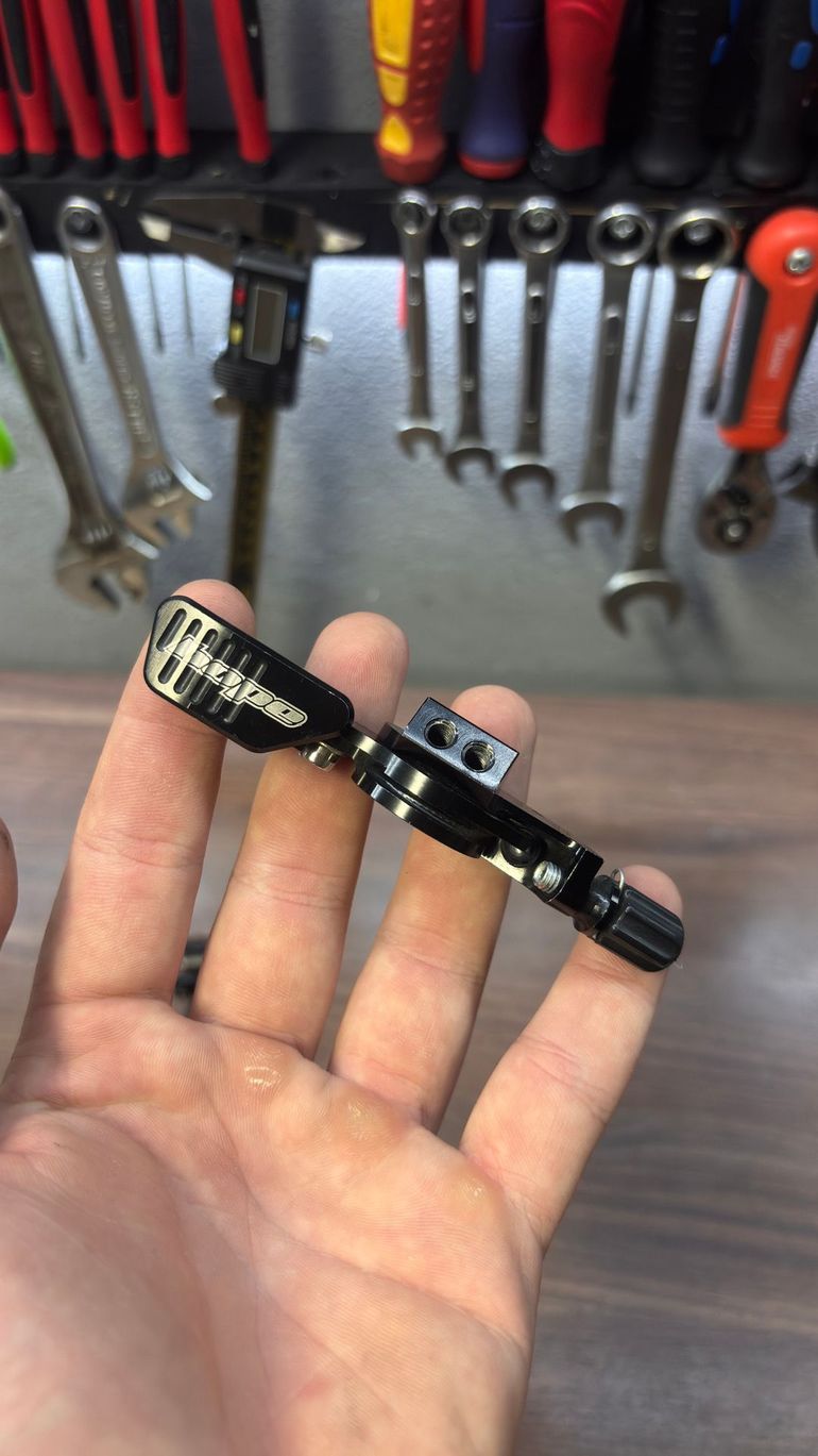 Tweedehands Oneup V3 210mm 34.9mm 2025 bike — afbeelding 6 van 8