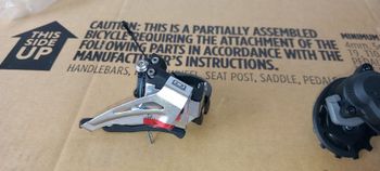 Used Shimano deore 2025 Drivetrain & Pedals