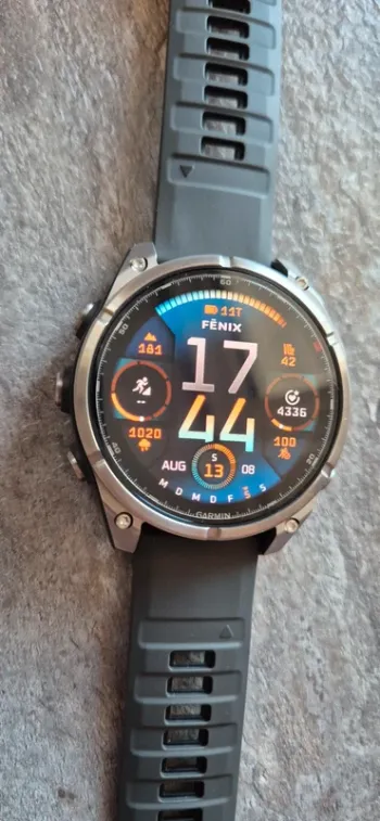 Used Garmin Fenix 8 Pro 47mm bike — image 5 of 7