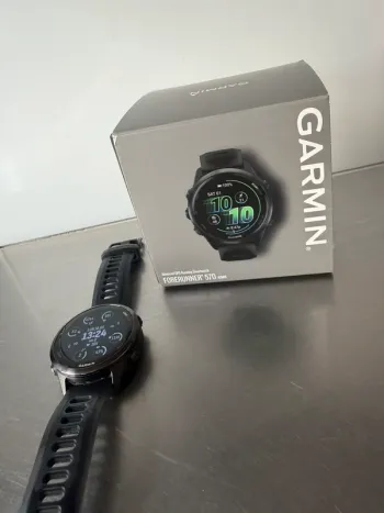 Used Garmin Forerunner 570 bike — image 10 of 11