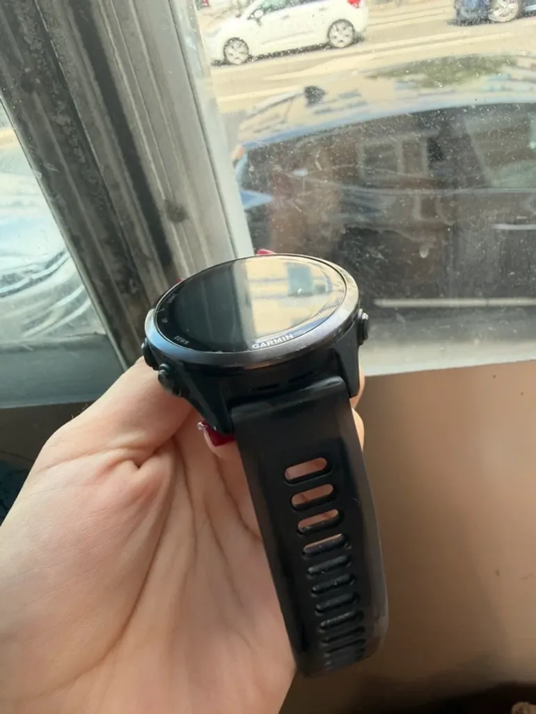Used Garmin Forerunner 570 bike — image 8 of 11