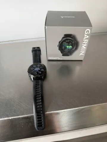 Used Garmin Forerunner 570 Electronics