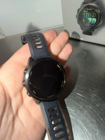 Used Garmin Forerunner 570 bike — image 11 of 11