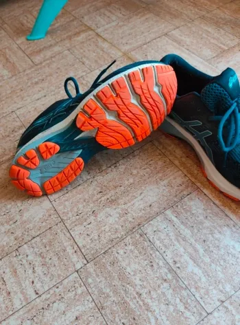 Brugt Asics Running Shoes bike — billede 3 af 8