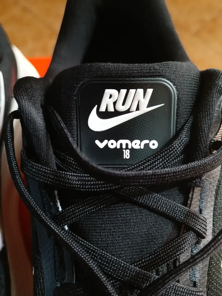 Used Nike Vomero 18 bike — image 4 of 8