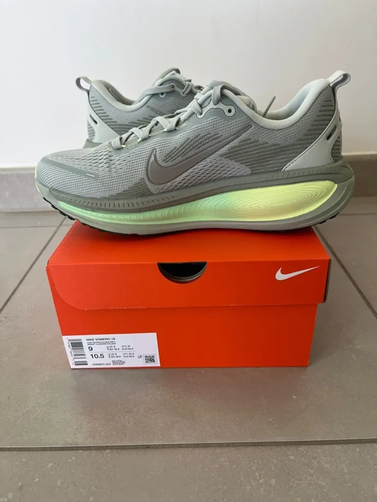 Used Nike Vomero 18 bike — image 2 of 9