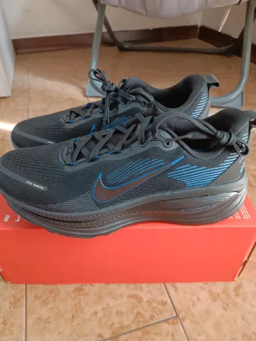 Brugt Scarpa Vomero 18 Running Shoes
