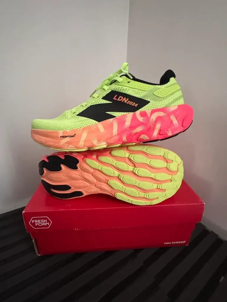 Used New Balance Fresh Foam X 1080 v13 TCS London Marathon bike — image 2 of 6
