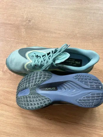 Used Lauf Nike Zoom Fly 6 bike — image 4 of 5